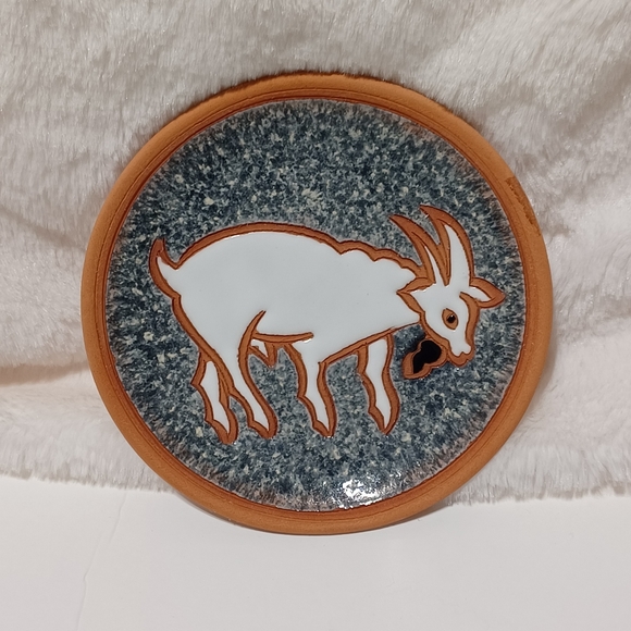 Handmade in Greece Miniature Set of 5 Pottery Plates by BONIS - Picture 6 of 10